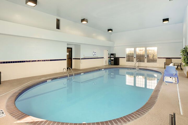 Best Western Plus Lonoke Hotel