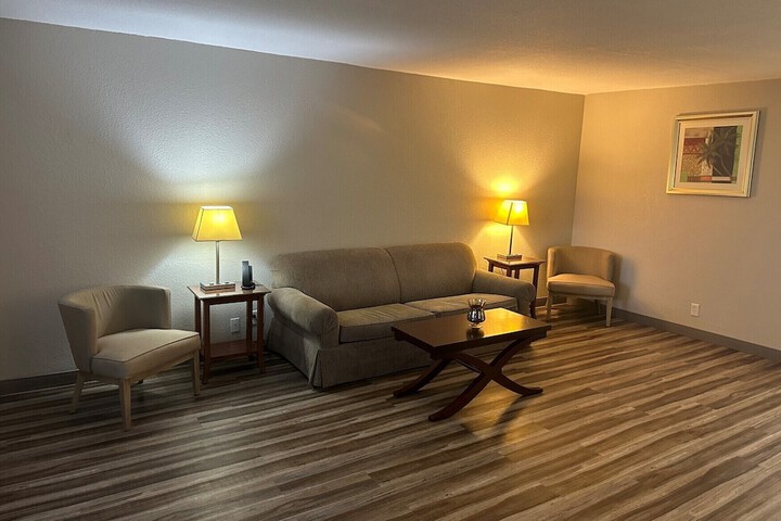 Room 55 of 79