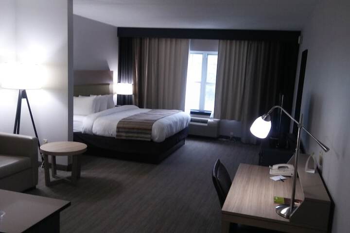 Room 22 of 44