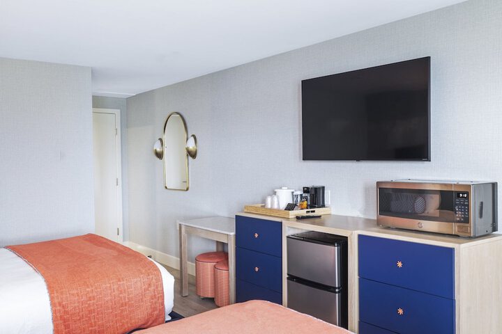 Anchorage Inn and Resort
