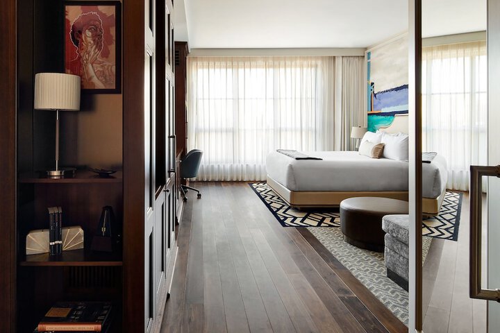 Room 9 of 43
