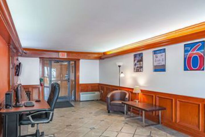 Executive Thibodaux New Orleans Hotel