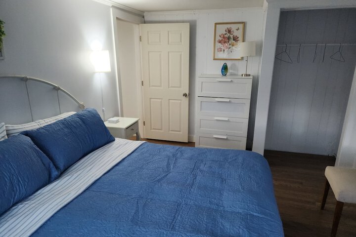 Jonathan Edwards Motel