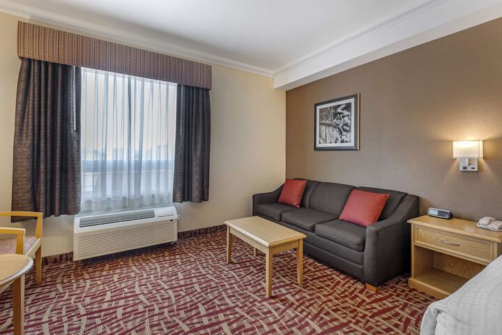 Best Western Plus Cobourg Inn & Convention Centre