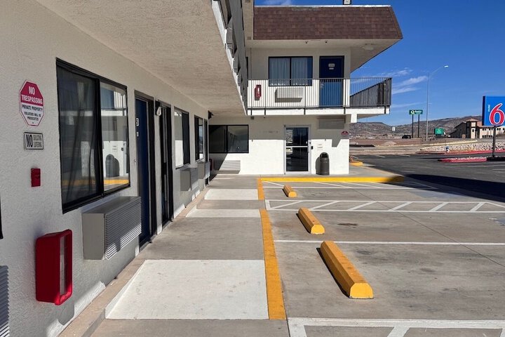 Motel 6 Grants NM