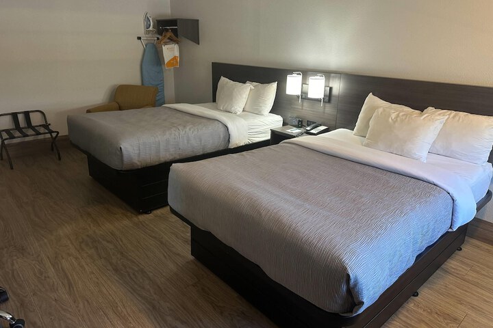 Quality Inn Forsyth near GA Public Safety Training Center