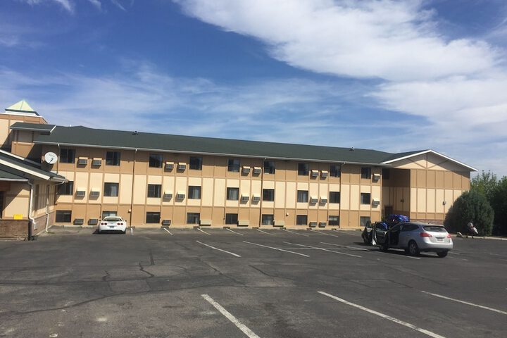 Super 8 by Wyndham Helena