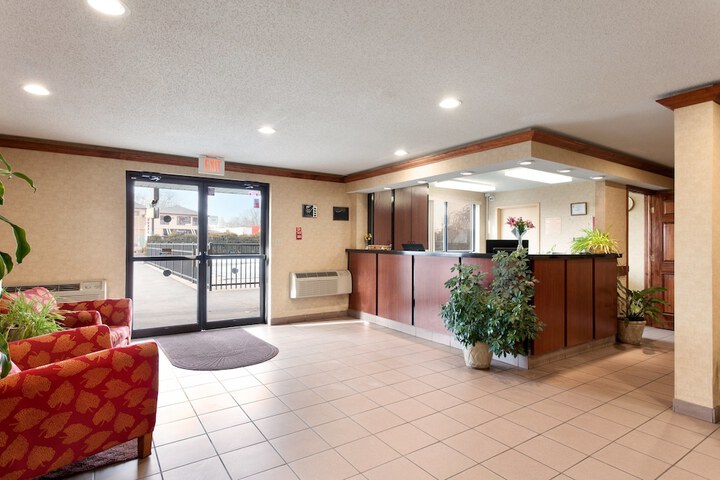 Hotel Interior 17 of 64