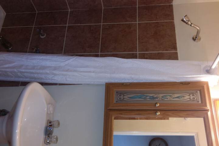 Room 8 of 36