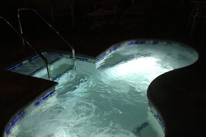 Spa 36 of 52
