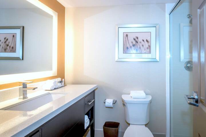 Room 21 of 58