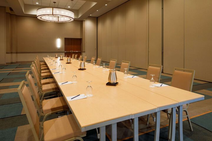 DoubleTree by Hilton Pittsburgh - Cranberry