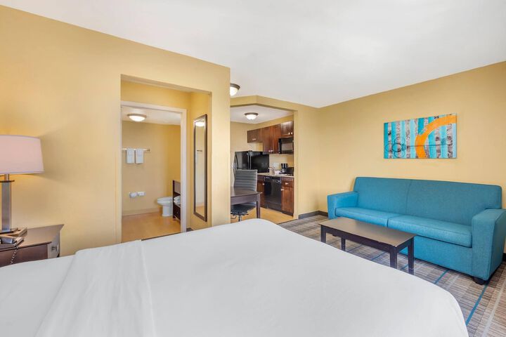 MainStay Suites Jacksonville near Camp Lejeune