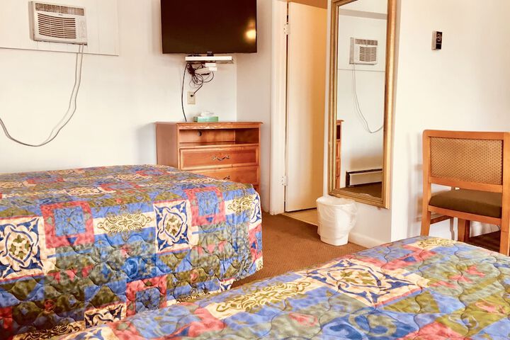 Room 16 of 51