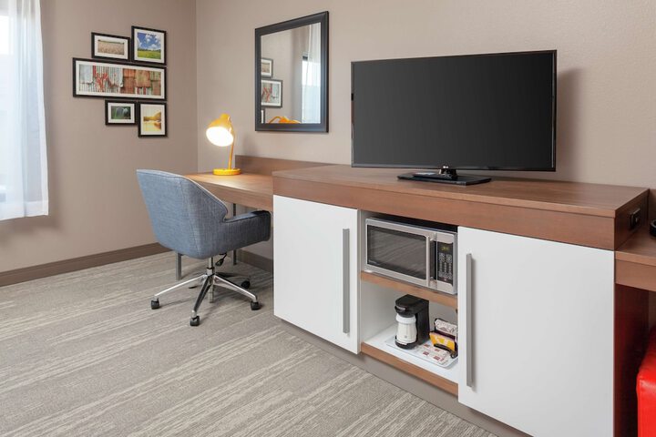 Room 14 of 30