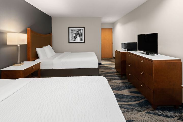 Americas Best Value Inn & Suites Racine