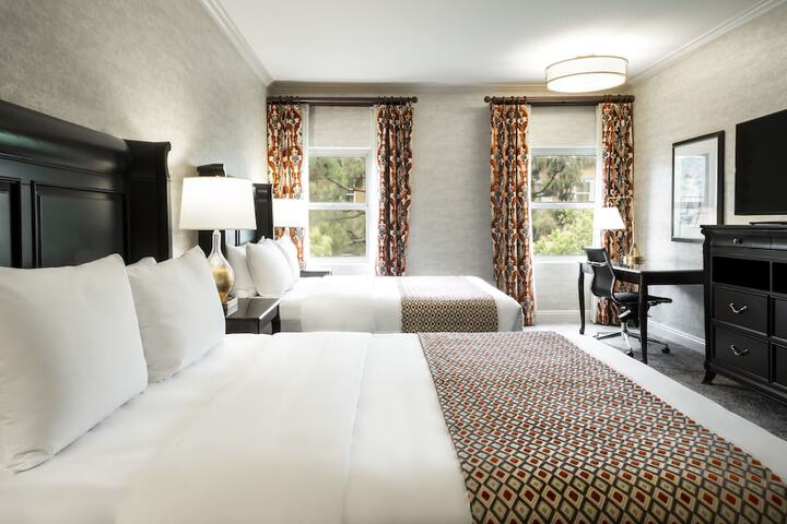 Ayres Hotel Costa Mesa / Newport Beach