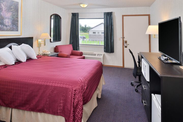 Room 9 of 20