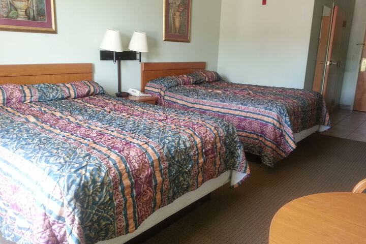Room 10 of 15