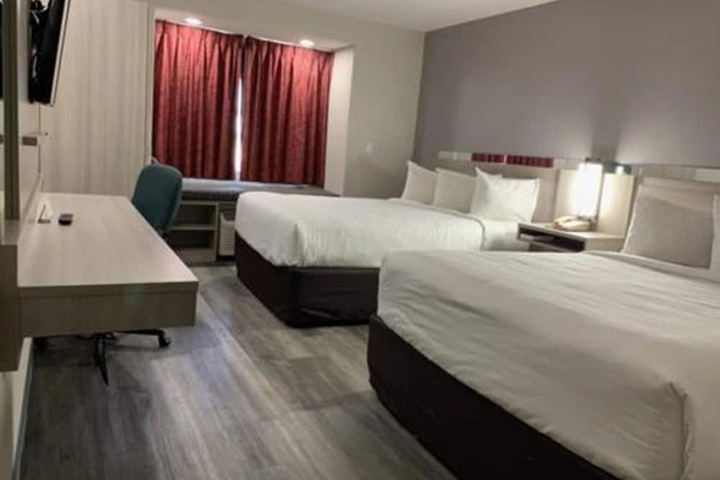 Room 12 of 29