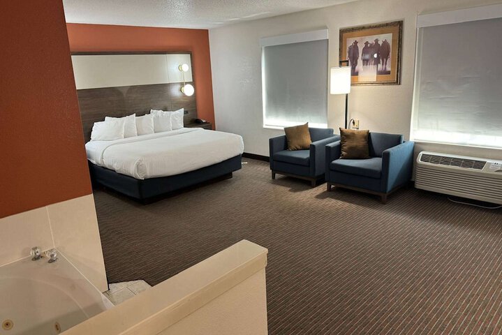 Room 20 of 28