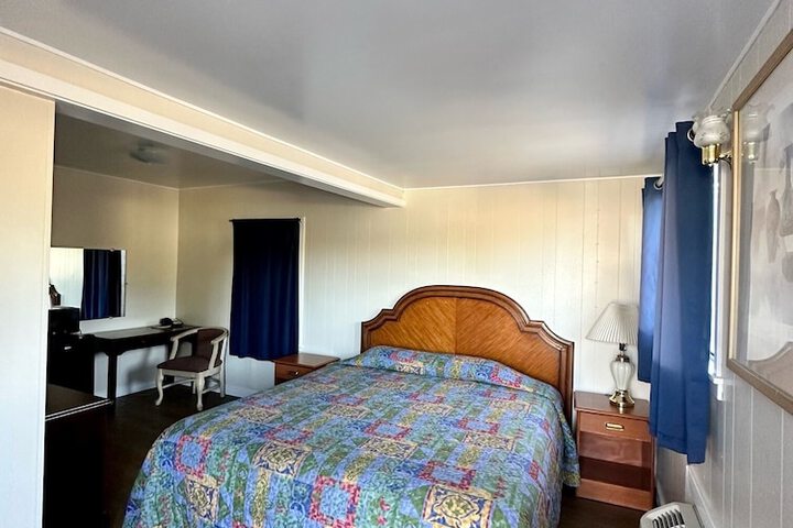 Room 11 of 15