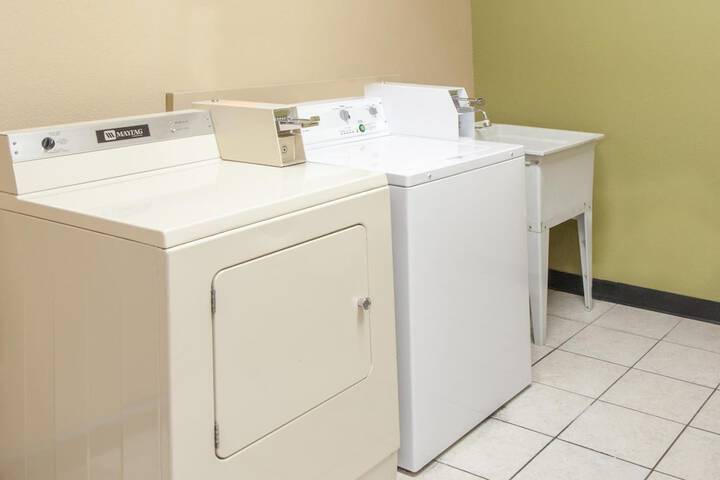 Laundry 21 of 21