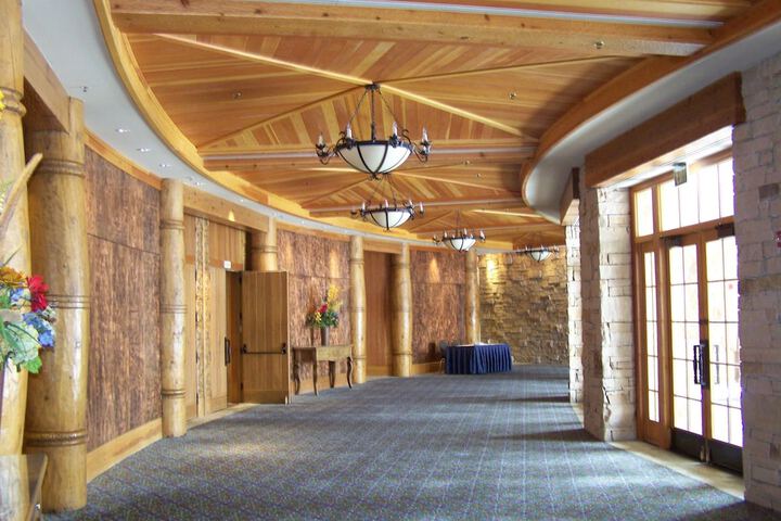 Stein Eriksen Lodge