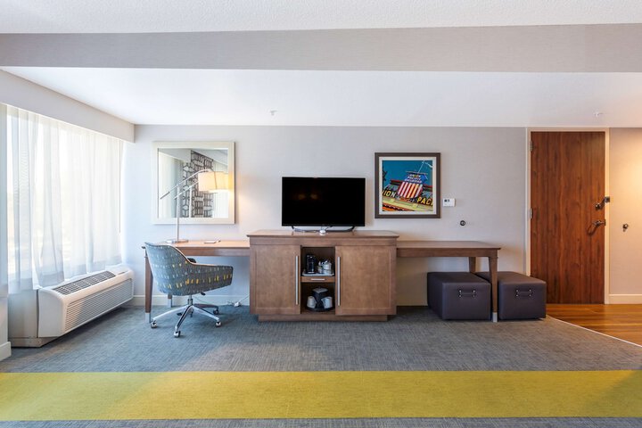 Room 28 of 58