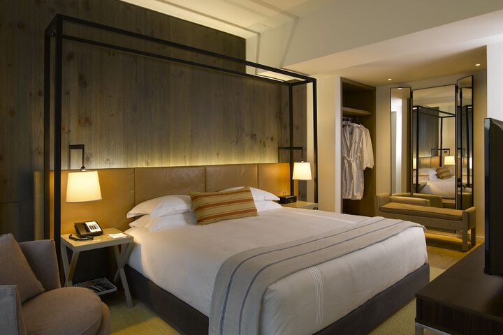 Room 17 of 54