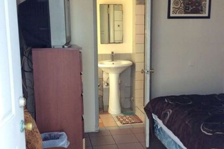 Room 20 of 48