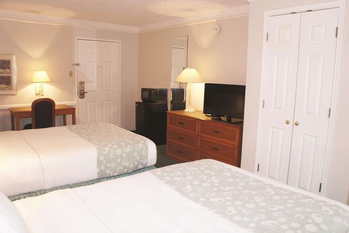 Room 17 of 24