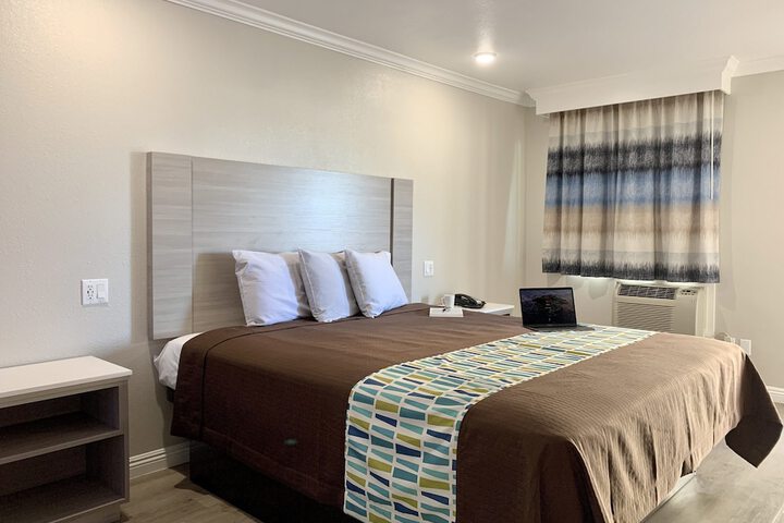 Room 29 of 31