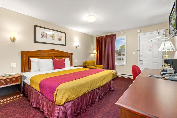Room 19 of 38