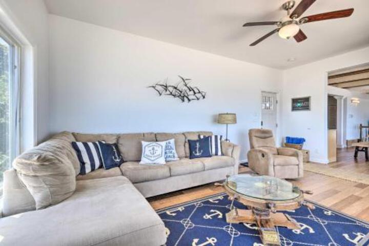Beachfront Wading River Home with Deck and Grill