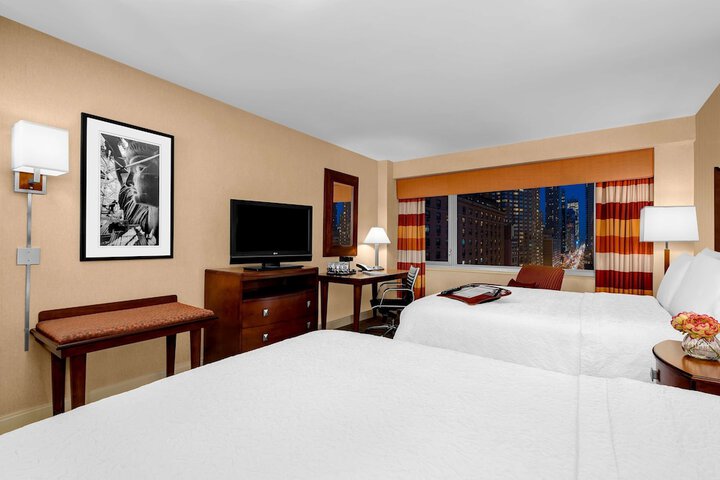 Room 28 of 52