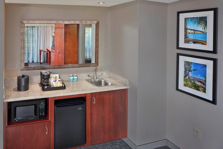 Courtyard by Marriott Stuart