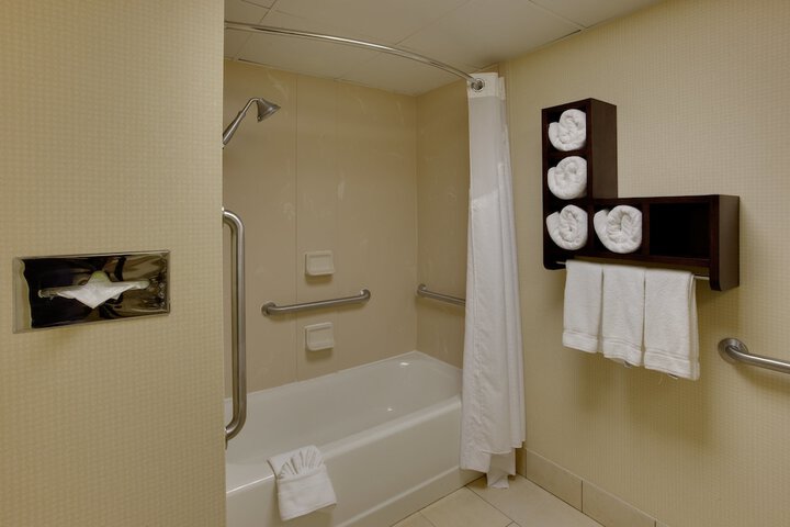 Room 20 of 35