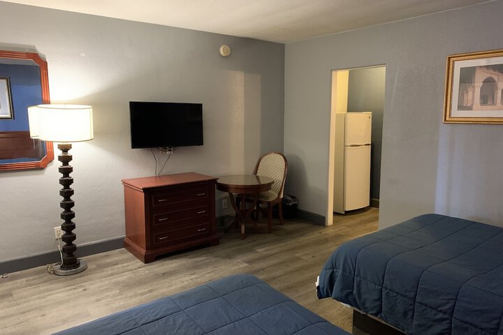 Room 19 of 32