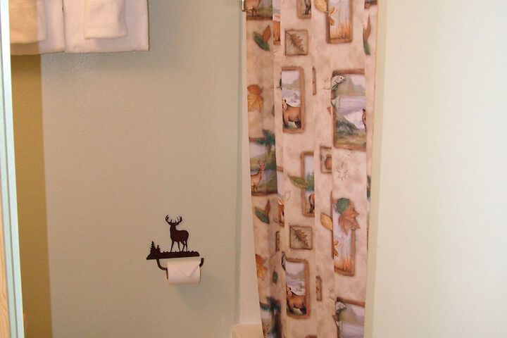 Room 16 of 60