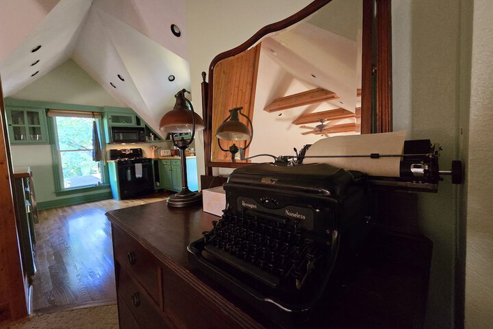 Room 8 of 29