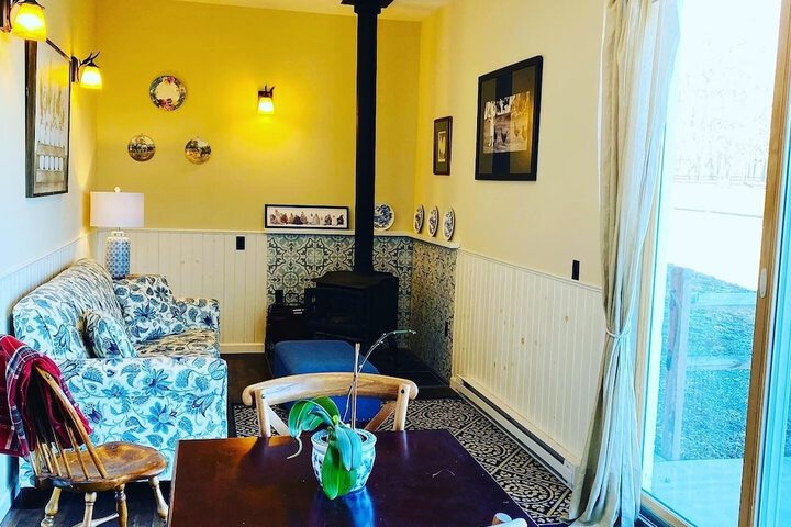 Room 35 of 68