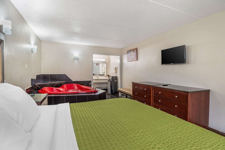Room 29 of 46