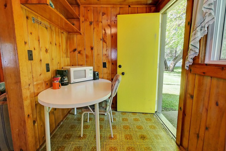 Idle a While Cabins