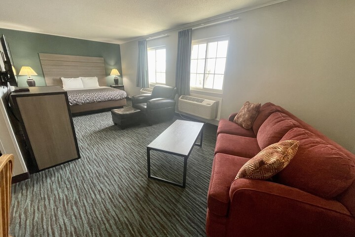 Room 26 of 46