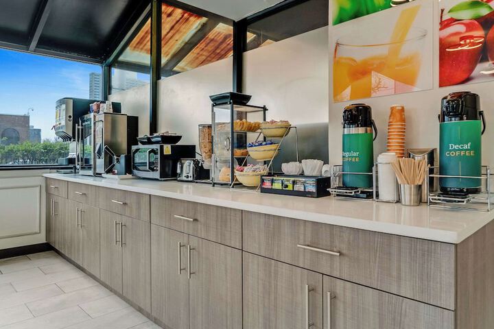 Breakfast/Coffee Service 47 of 49