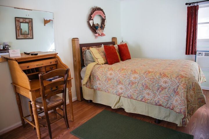 Room 20 of 191