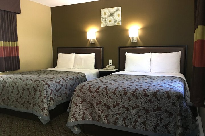 Room 11 of 15