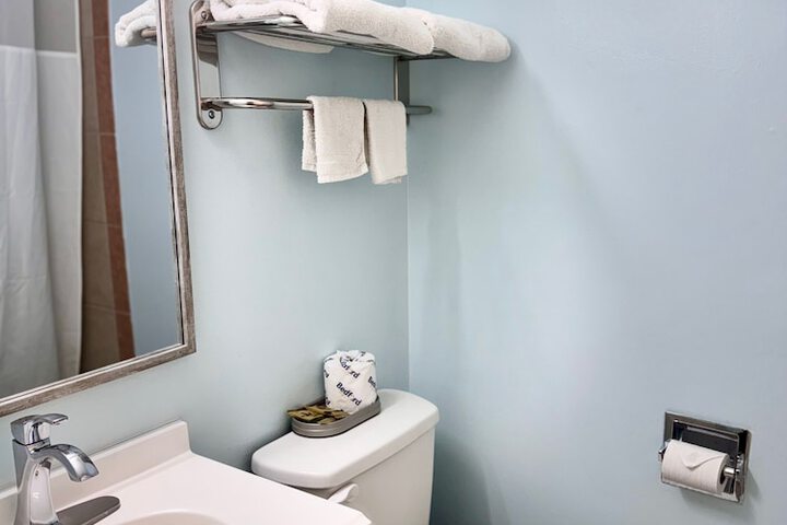 Room 16 of 26