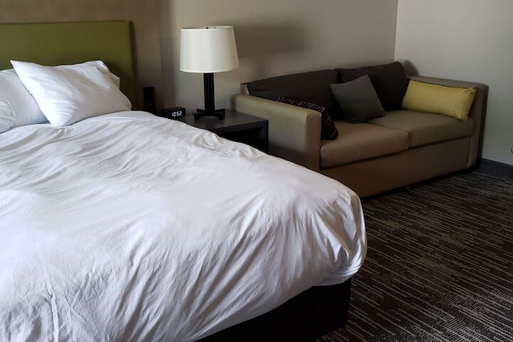 Country Inn & Suites by Radisson Detroit Lakes